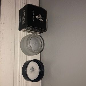 Younique splurge cream eyeshadow in shade dreamy